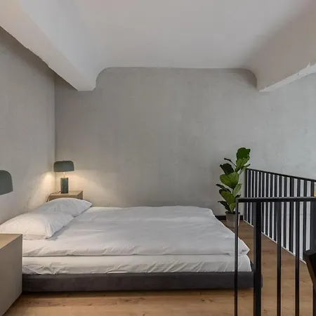 Luxury Design Loft Escape In Apartment *