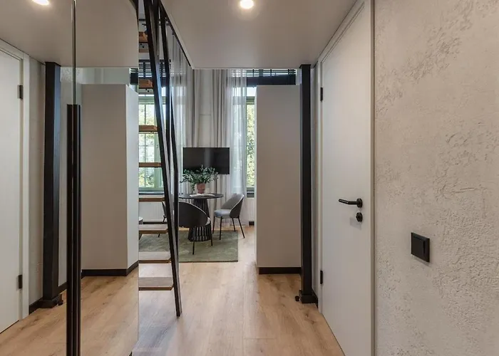 Luxury Design Loft Escape In